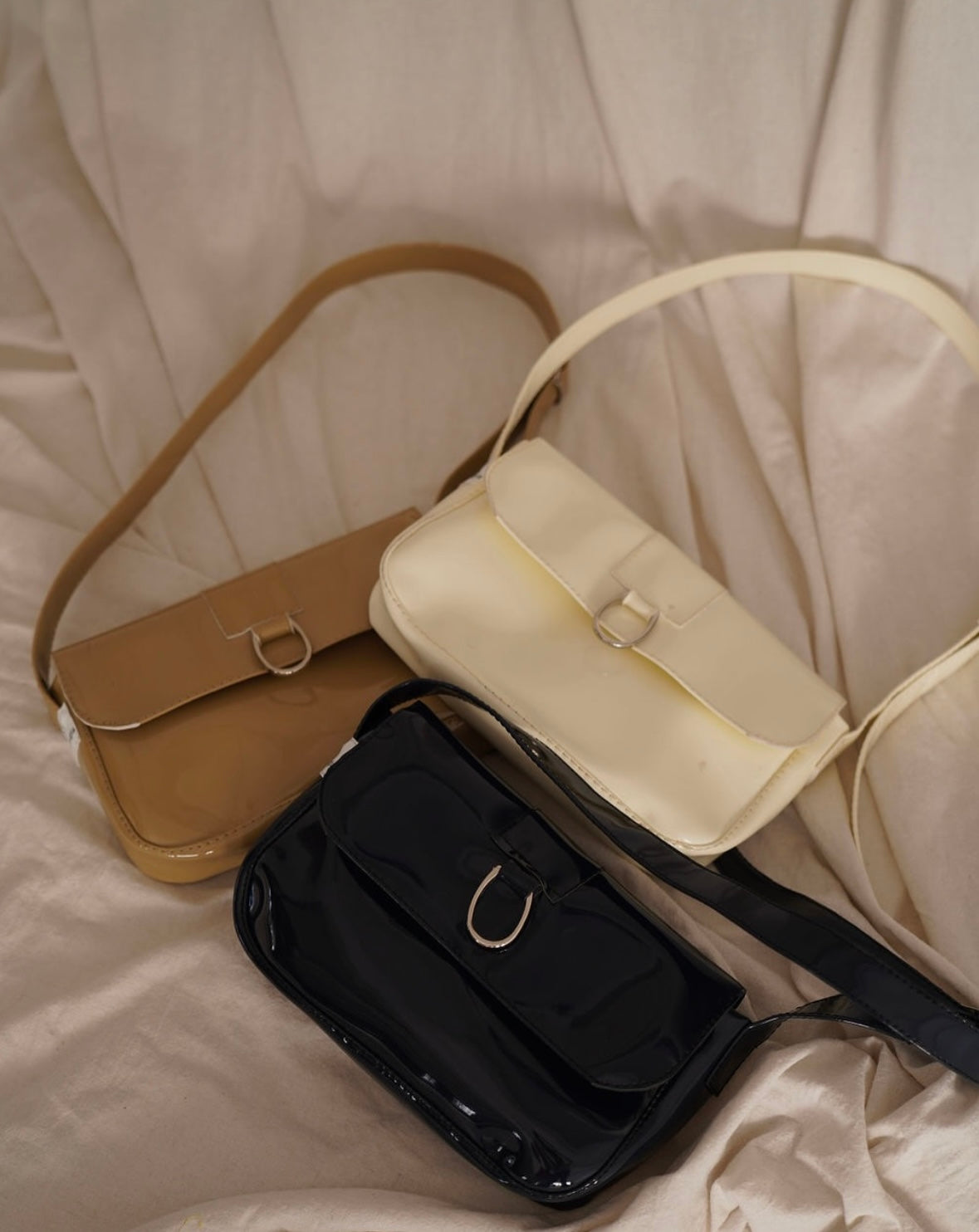 ლაკის ჩანთა