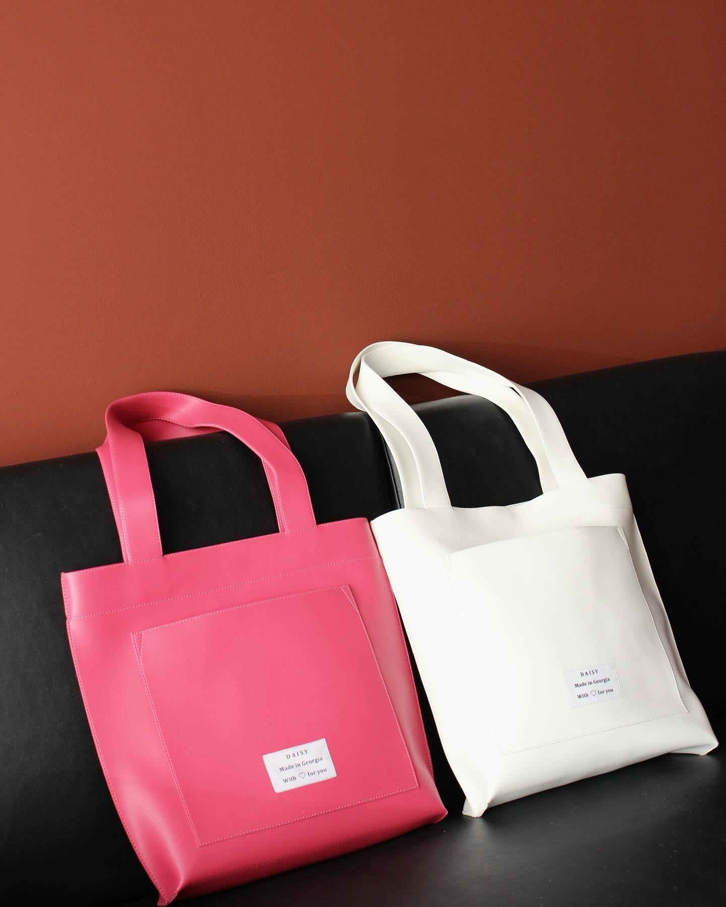 ტყავის ჩანთა