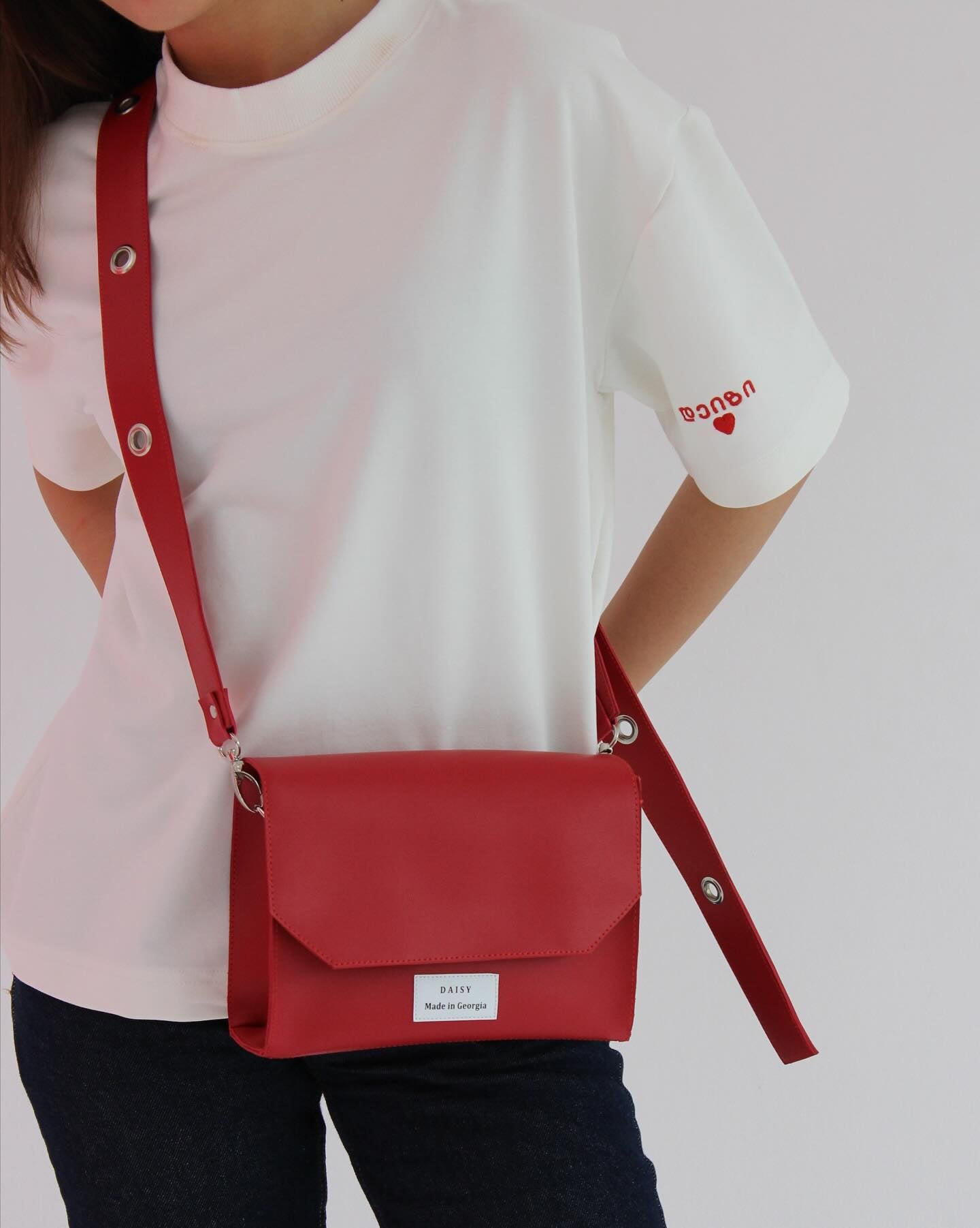 ჩანთა ახალი კოლექციიდან