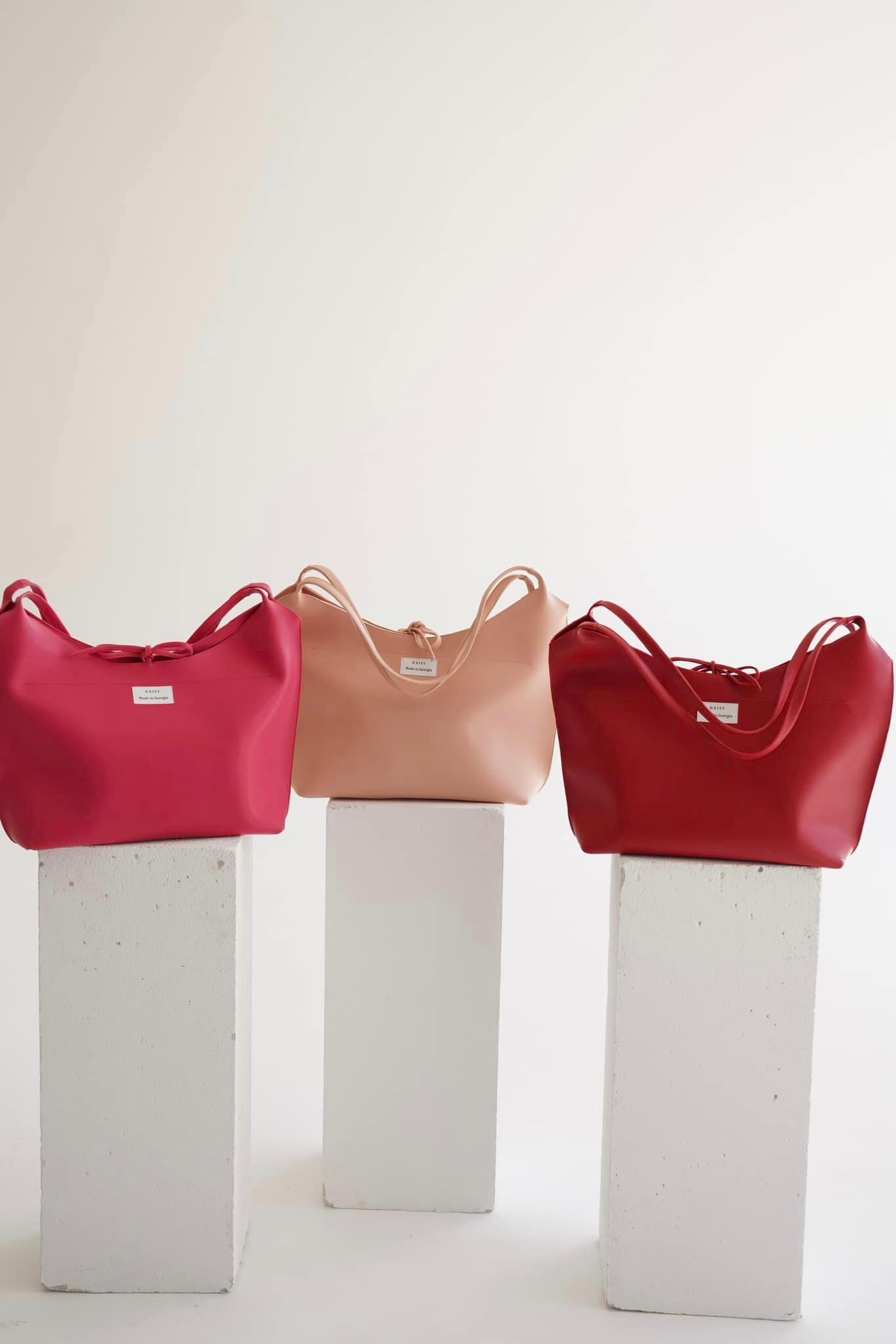 ბაფთიანი ჩანთა