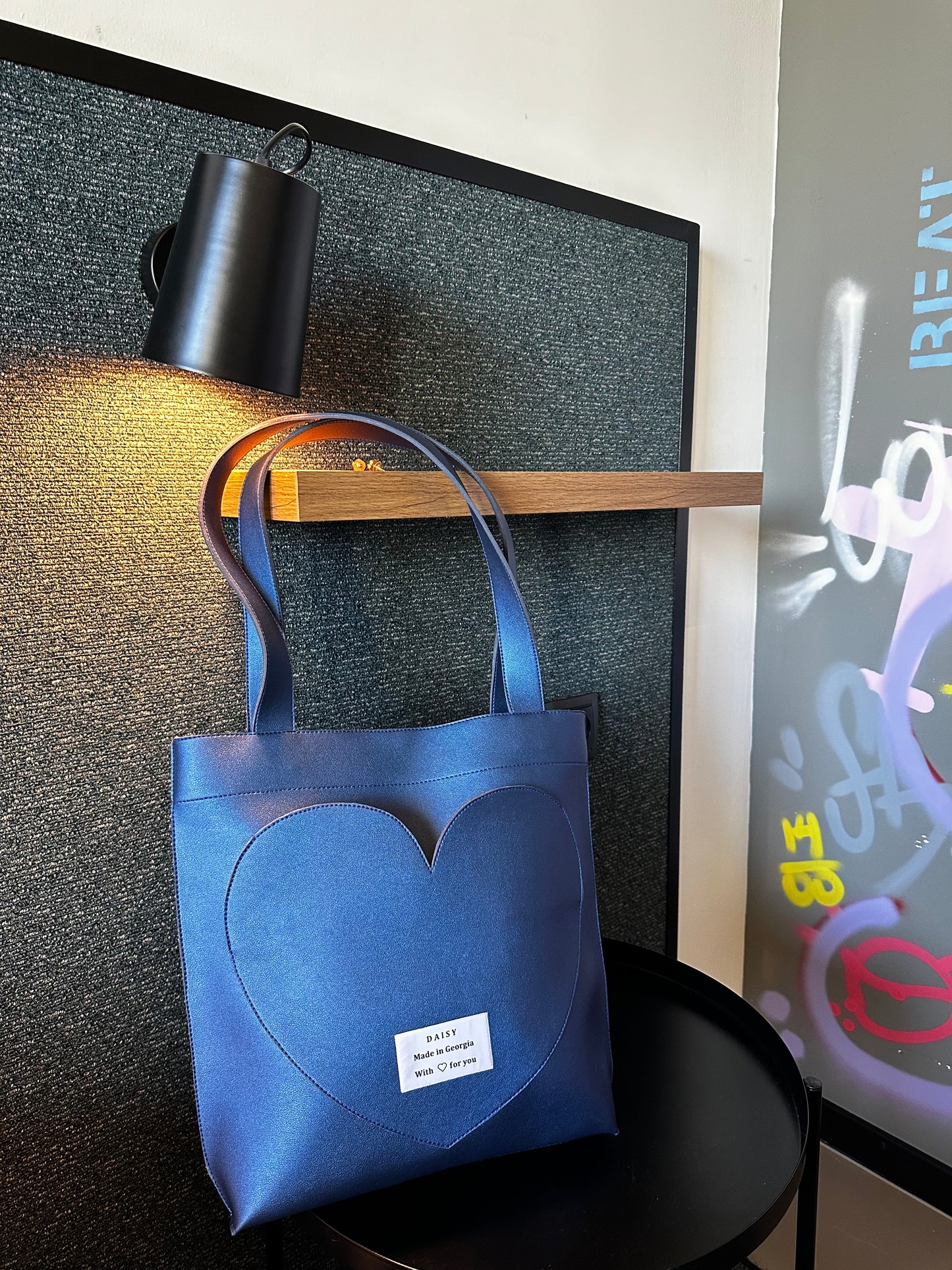 ფერადი ჩანთა