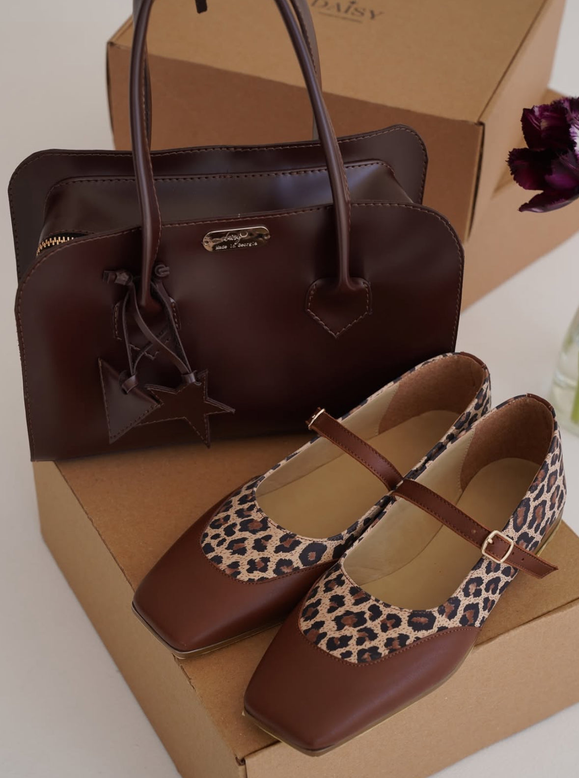 ნატურალური ტყავის ფეხსაცმელი