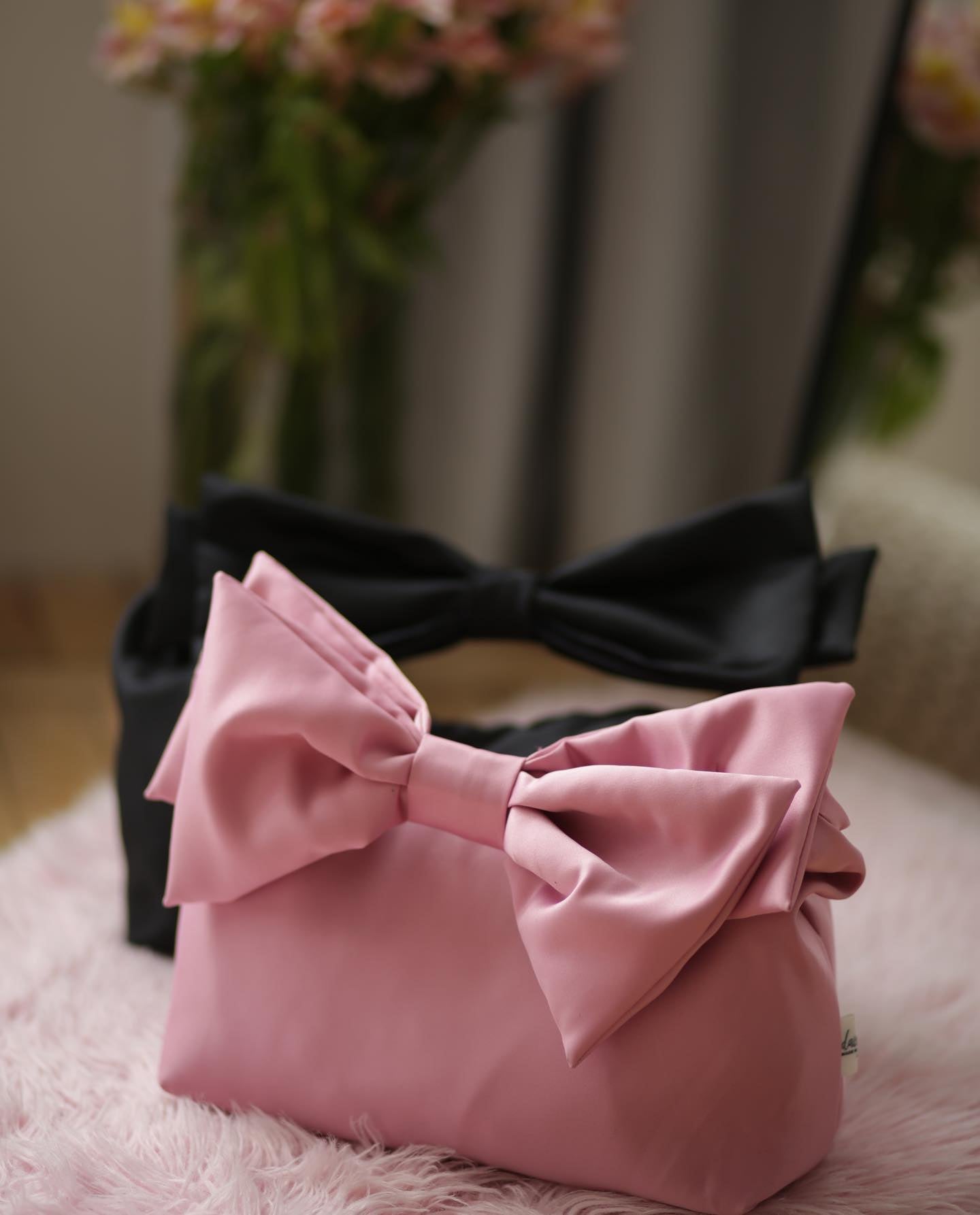 ბაფთიანი ჩანთა