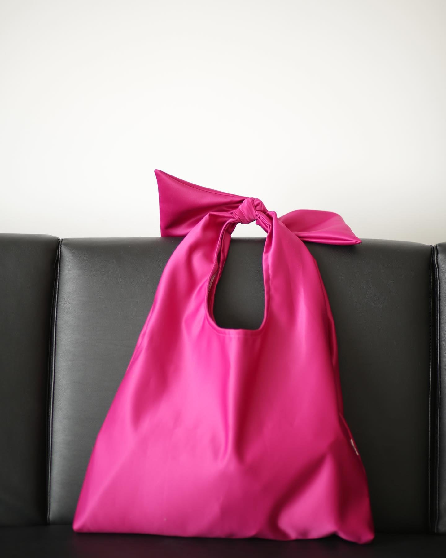 ბანტიანი ნაჭრის ჩანთა