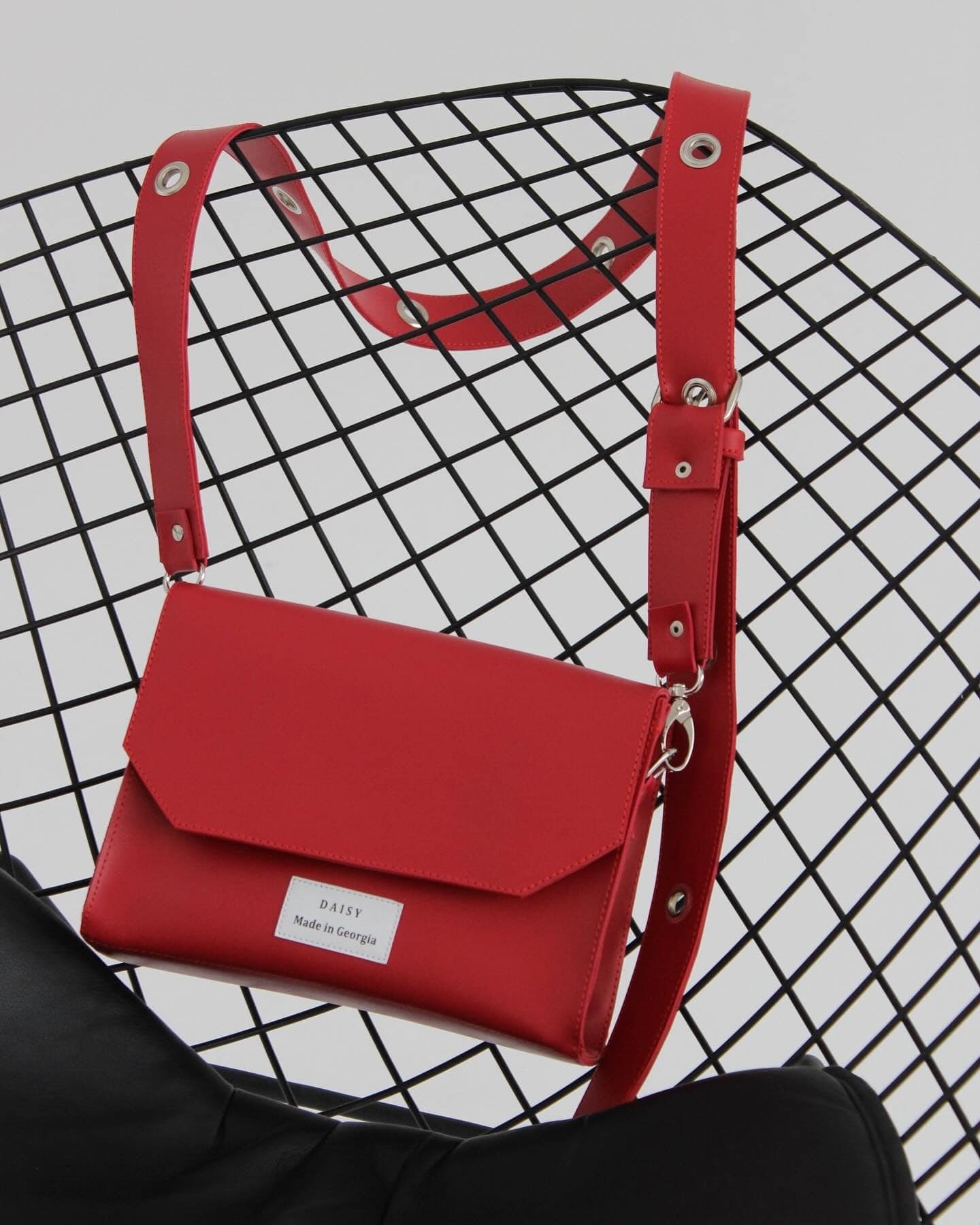 ჩანთა ახალი კოლექციიდან