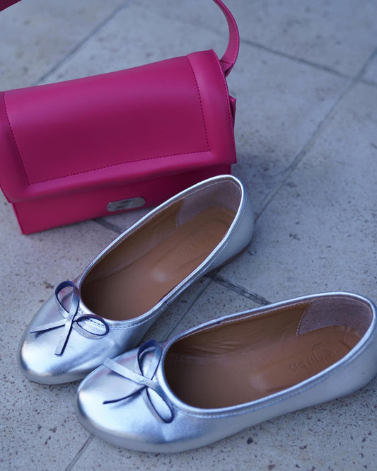 ნატურალური ტყავის ბალერინები