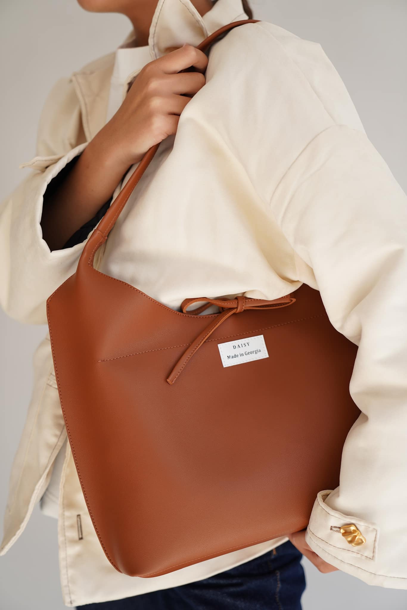 ბაფთიანი ჩანთა