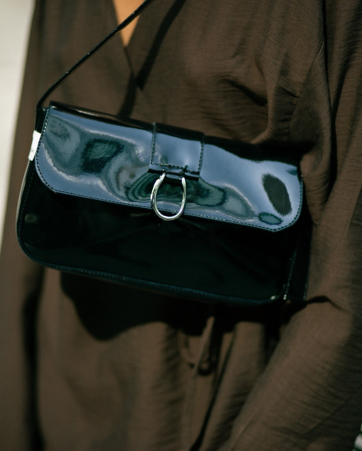 ლაკის ჩანთა